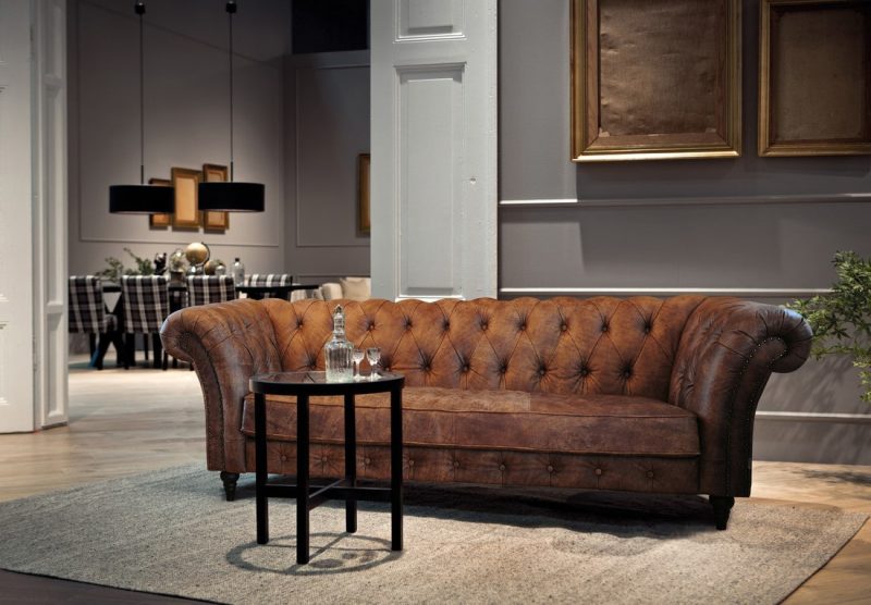 Churchill sofa by Furninova - Image 4