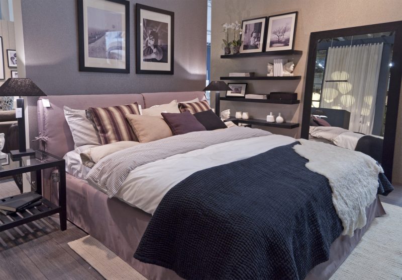 Noche Bed LC with bedding container by Furninova