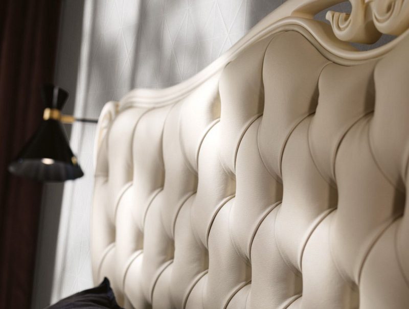 Valpolicella buttoned bed with surround by Giorgiocasa - Image 5