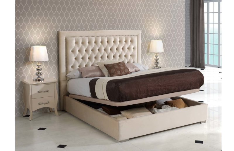 Adagio upholsterd bed with bedding box by Dupen - Image 3