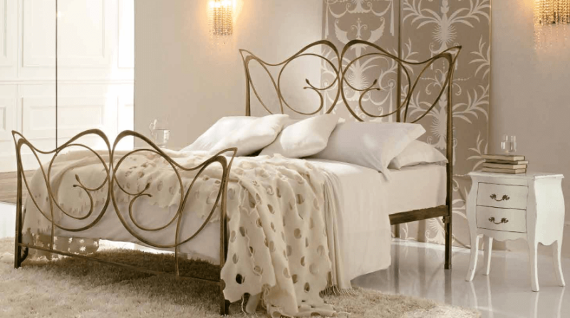Monic Wrought iron bed by Tonincasa