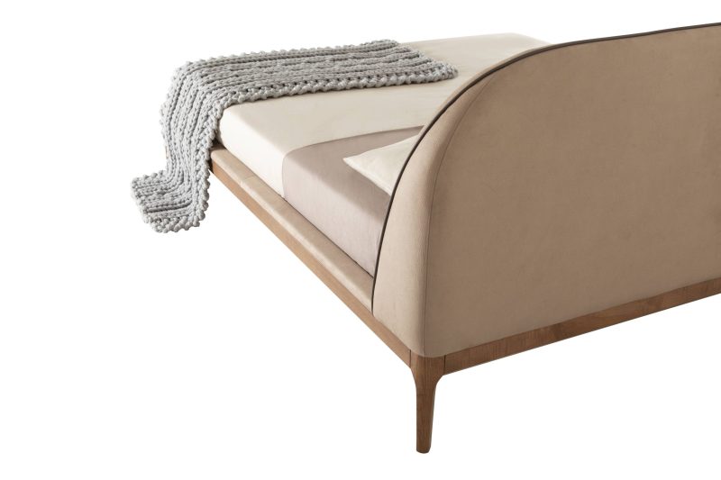Bernini bed with nubuck leather by Tonincasa - Image 3