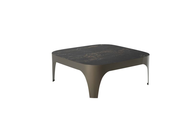 Modi square coffee table by Tonincasa