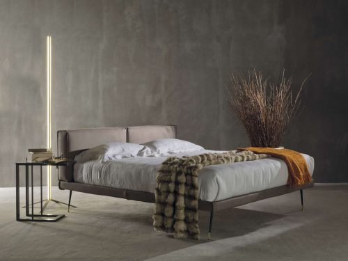 Square bed