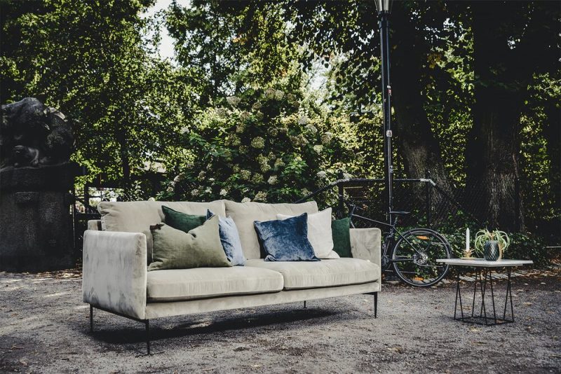 Josie sofa by Burhens