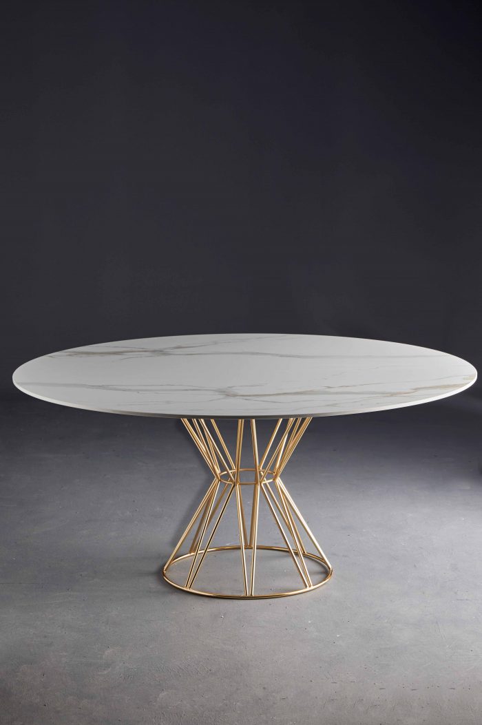 Circus round table by Colico