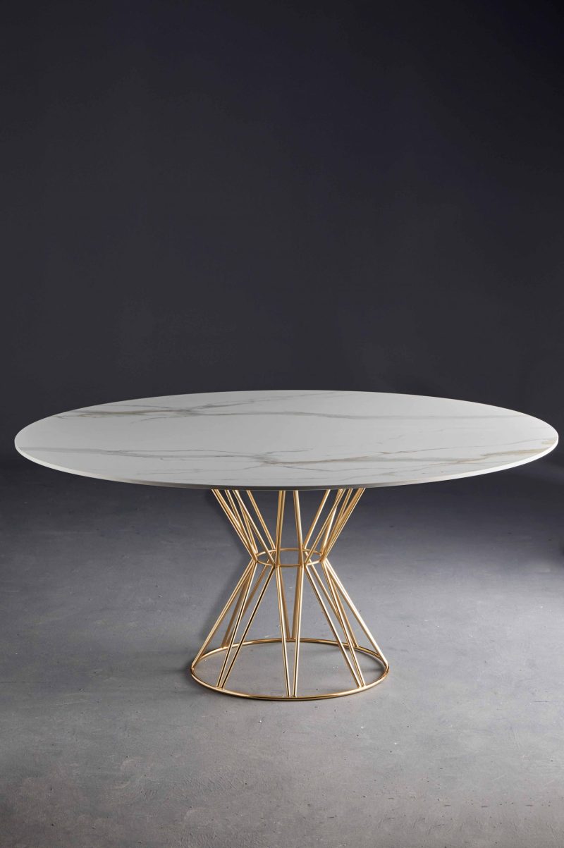Circus round table by Colico