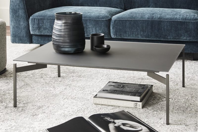 Set coffee table