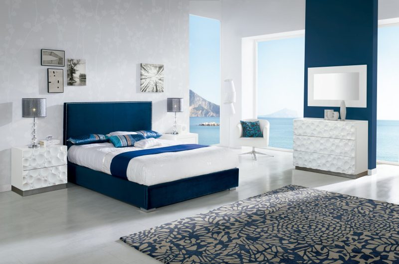 Christina bed by Dupen