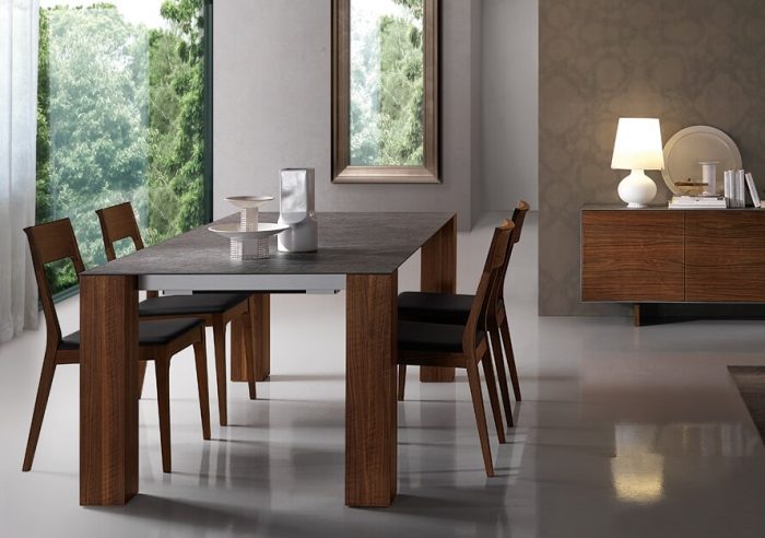 Thin extendable wild table wooden legs and ceramic top
