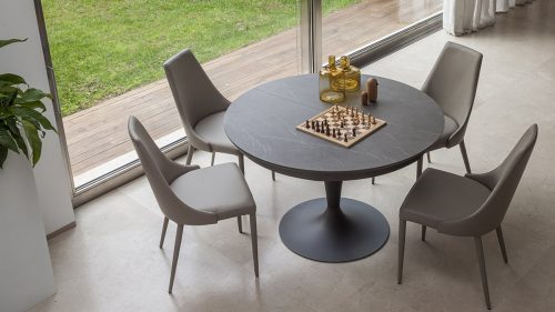 Sun dining table by Altacom