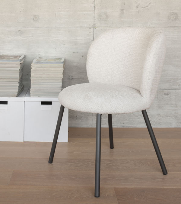 Belle chair by Altacom