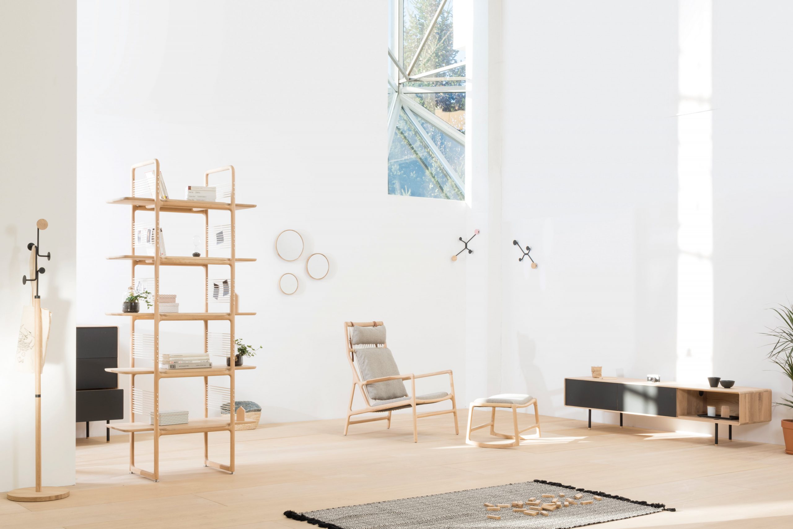 Dedo fabric lounge chair - Image 2