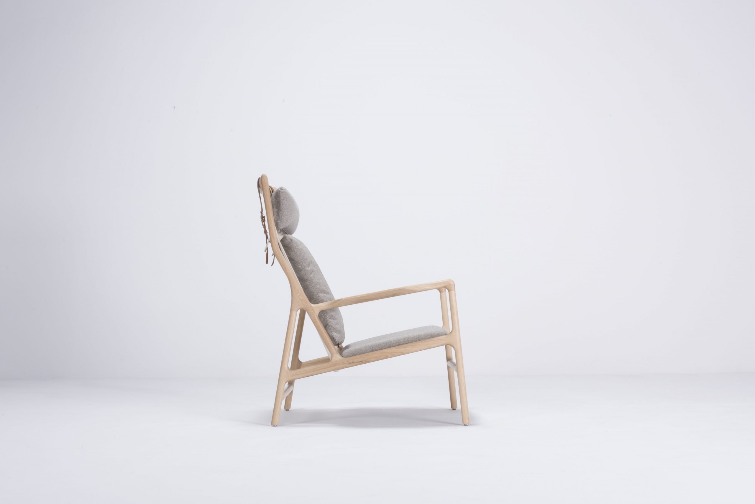 Dedo fabric lounge chair - Image 4