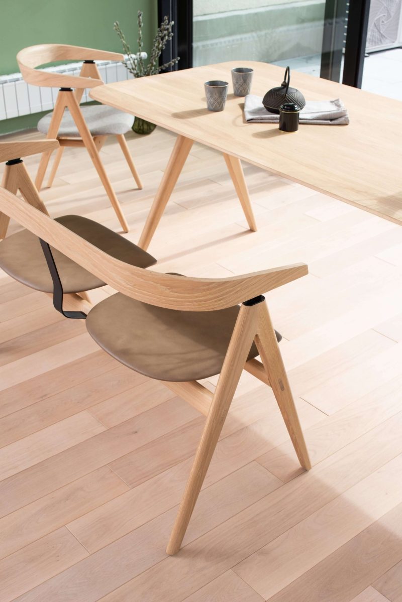 Ava solid wood bench upholstered - Image 13