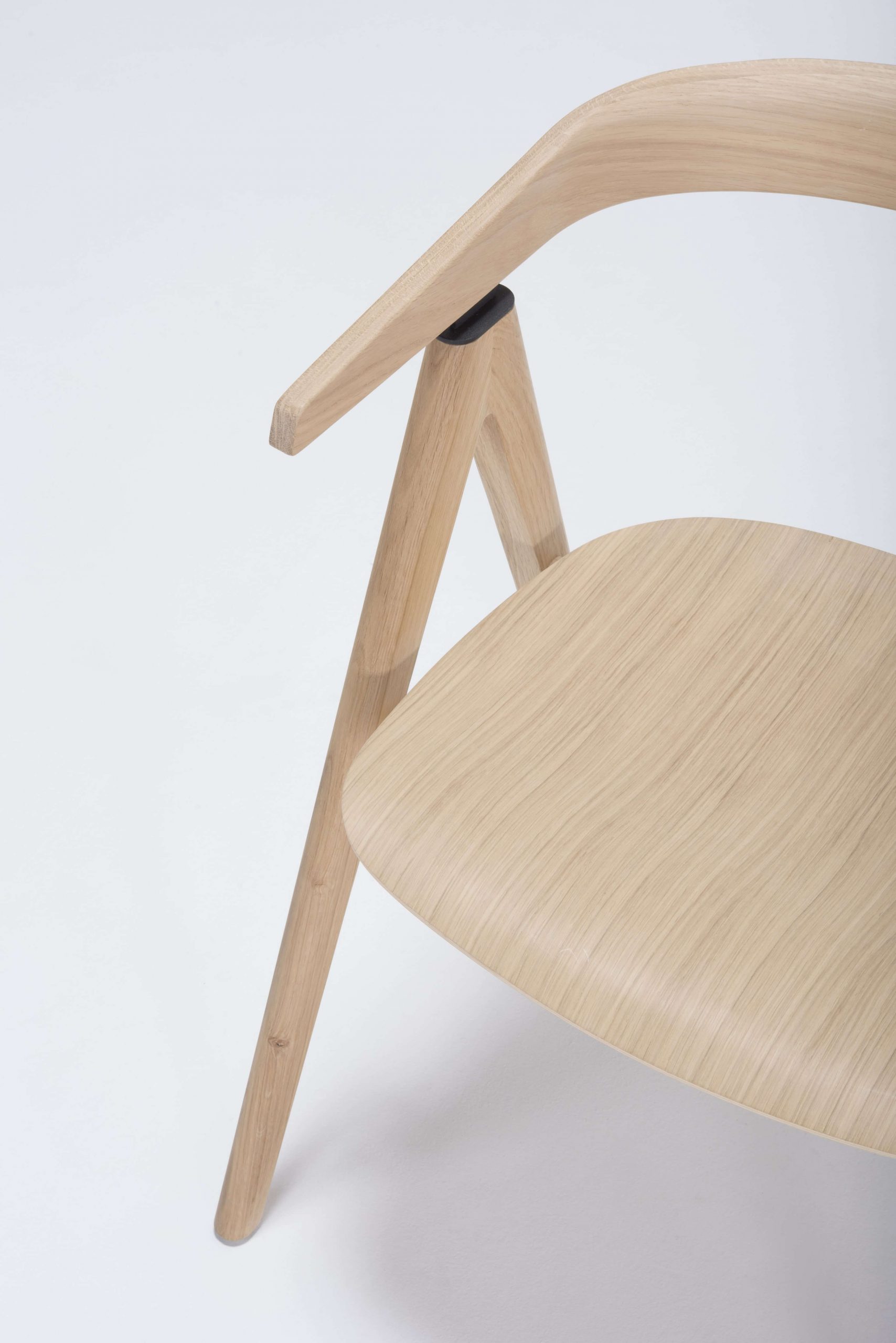 Ava wood chair - Image 11