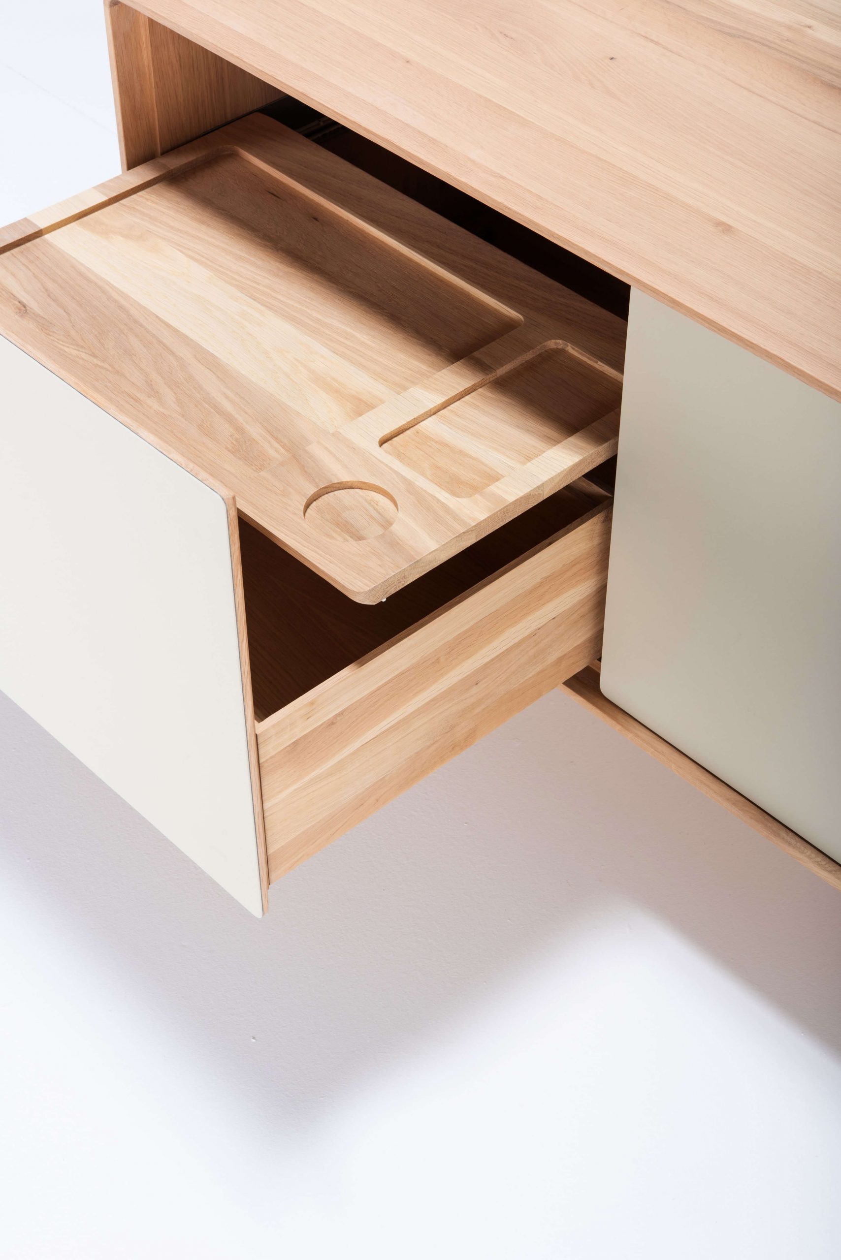 Fine solid wood sideboard - Image 16