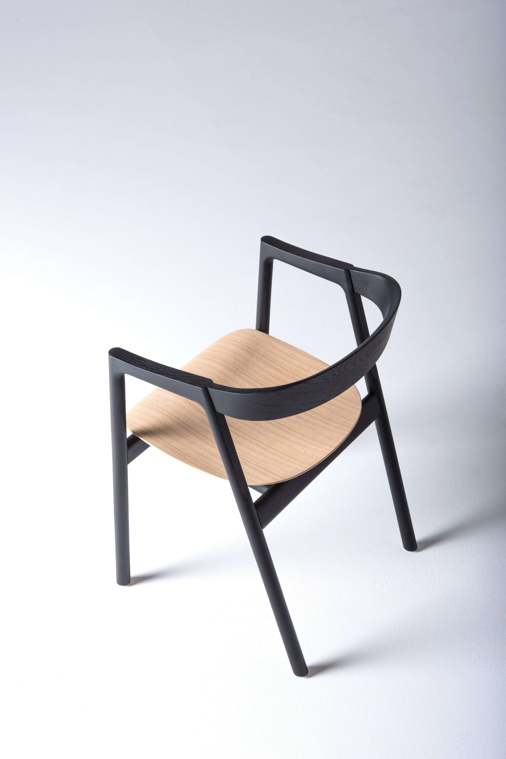 Muna solid wood chair