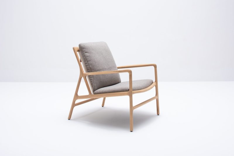 Dedo easy solid wood armchair