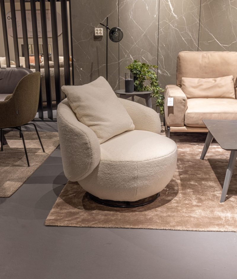 Rondo swivel armchair by Furninova - Image 14