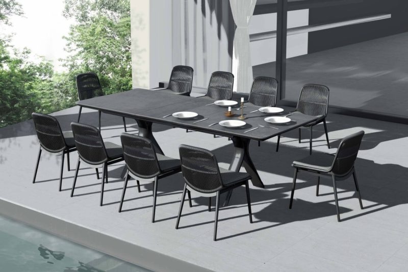 Como outdoor dining chair by Idol - Image 7