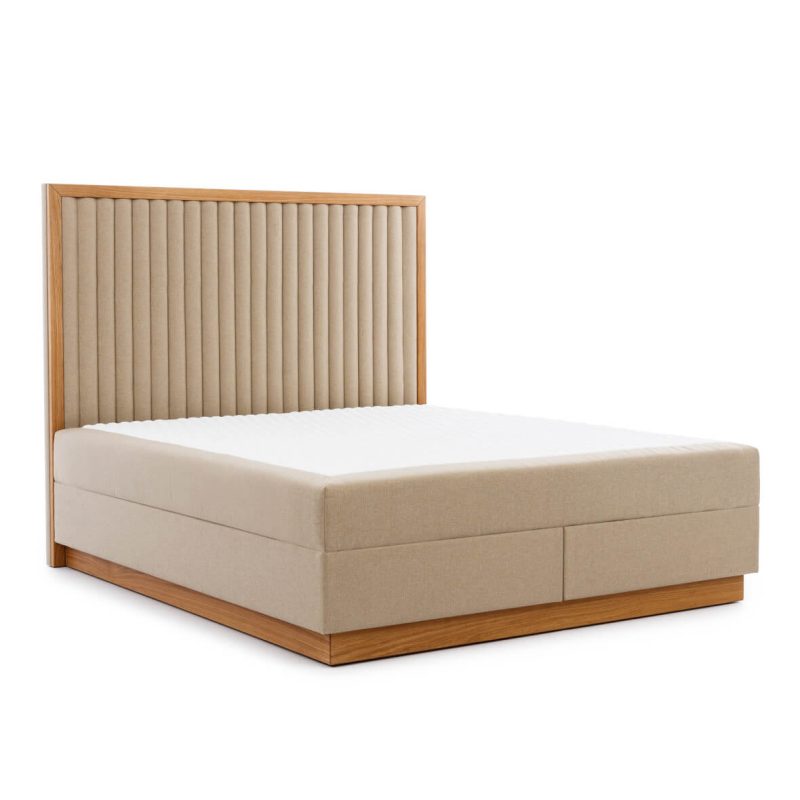 Continental bed with headboard 800