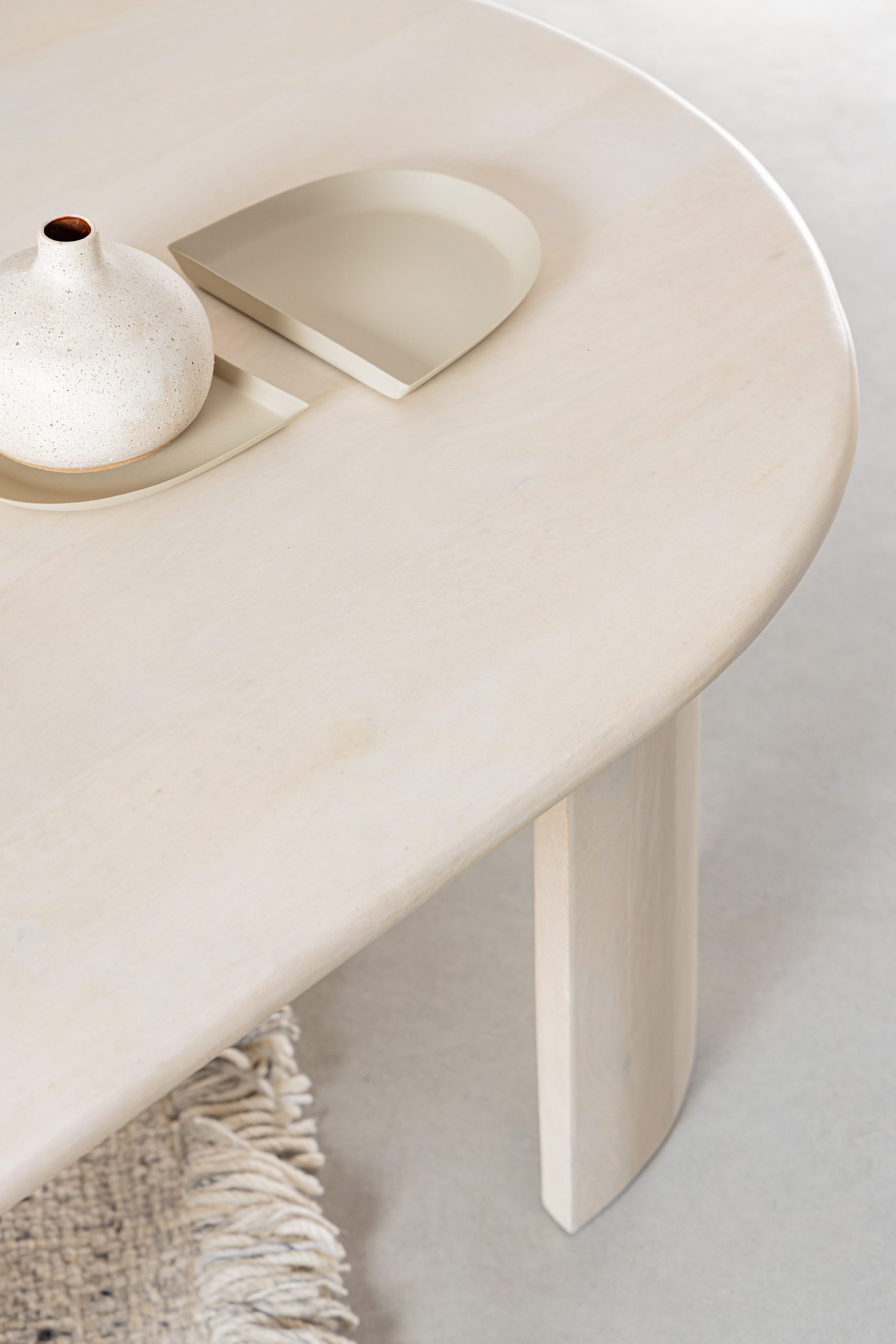 Orlando oval coffee table by Bizzotto - Image 5