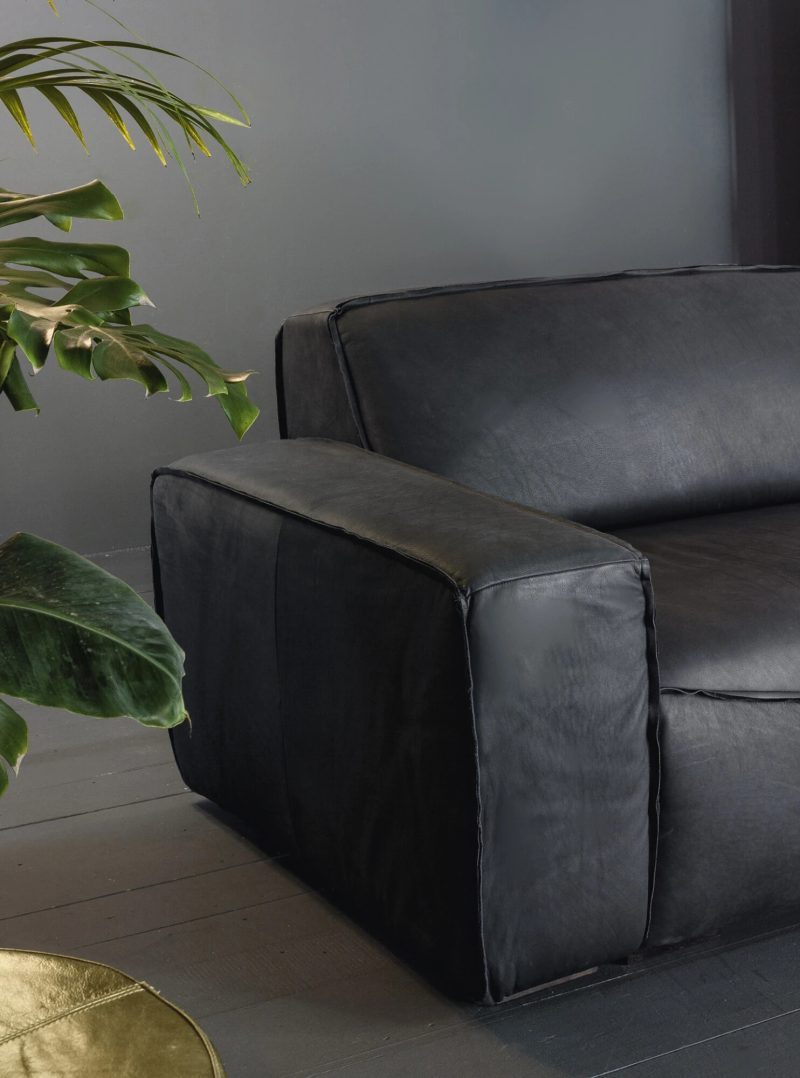 Cambridge leather sofa by Devina Nais - Image 5