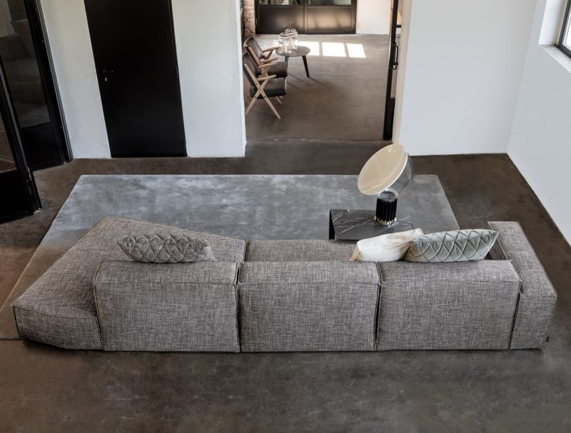 Reef gold sectional sofa by Flexteam - Image 2