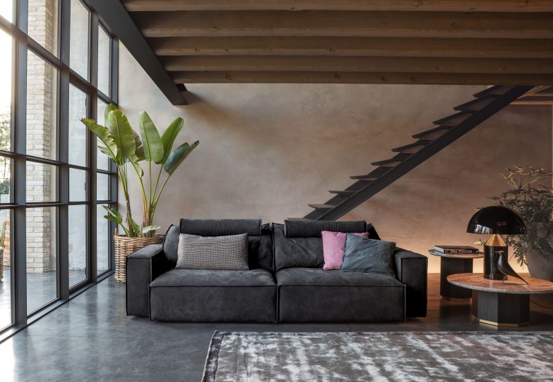 Gravity sectional sofa by Flexteam