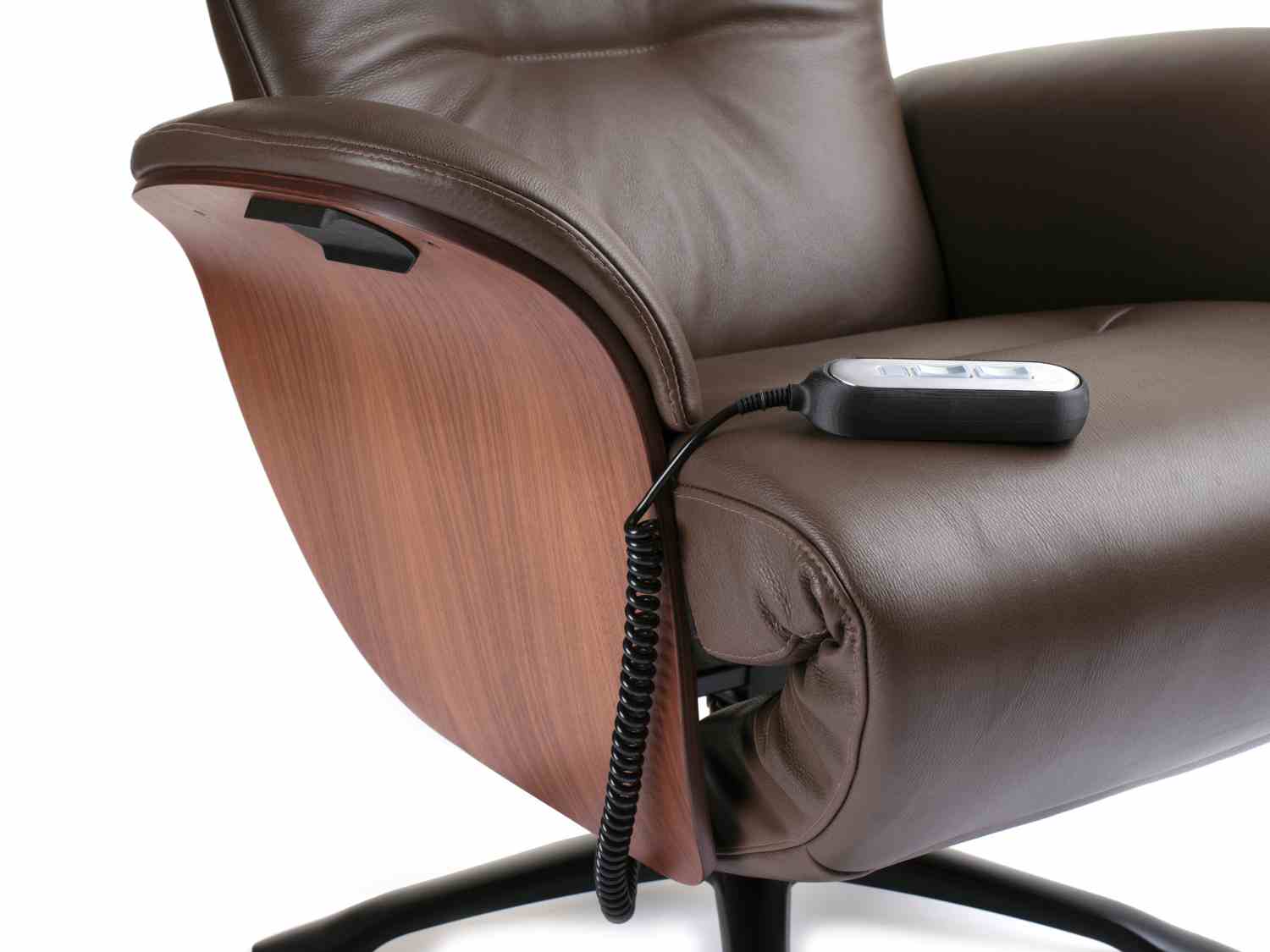 Aviora motorised armchair by Conform - Image 11