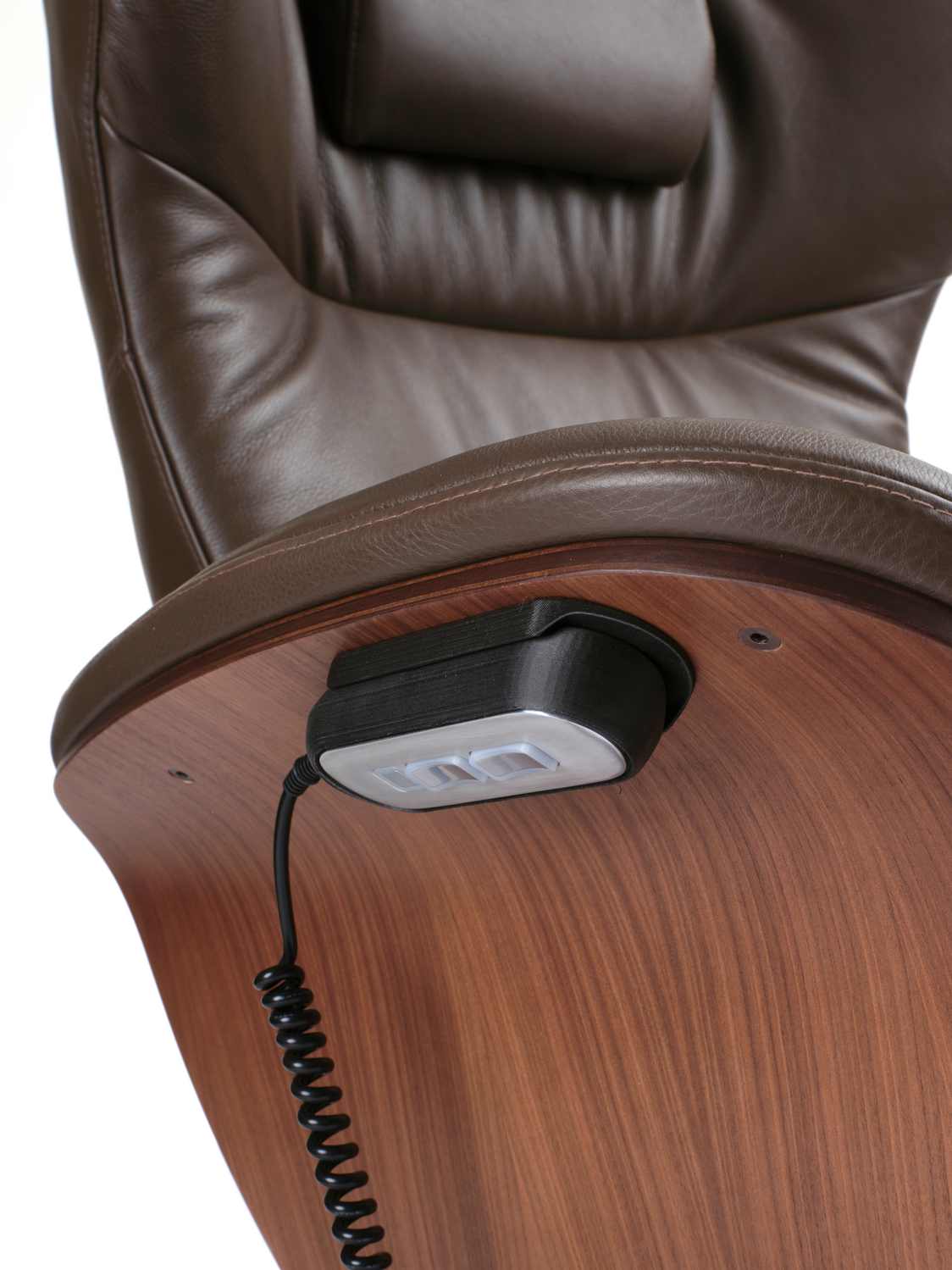 Aviora motorised armchair by Conform - Image 12